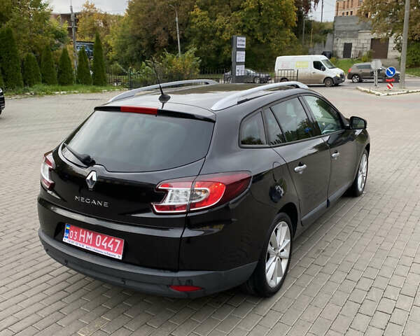 Коричневый Рено Меган, объемом двигателя 1.9 л и пробегом 268 тыс. км за 7600 $, фото 4 на Automoto.ua