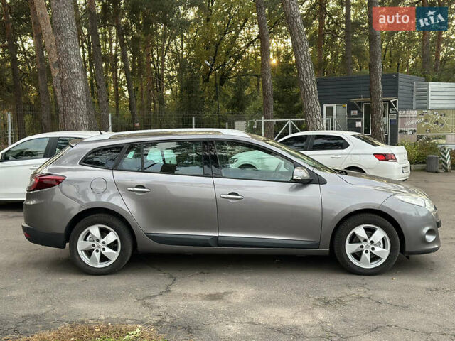 Коричневый Рено Меган, объемом двигателя 1.6 л и пробегом 210 тыс. км за 7700 $, фото 7 на Automoto.ua