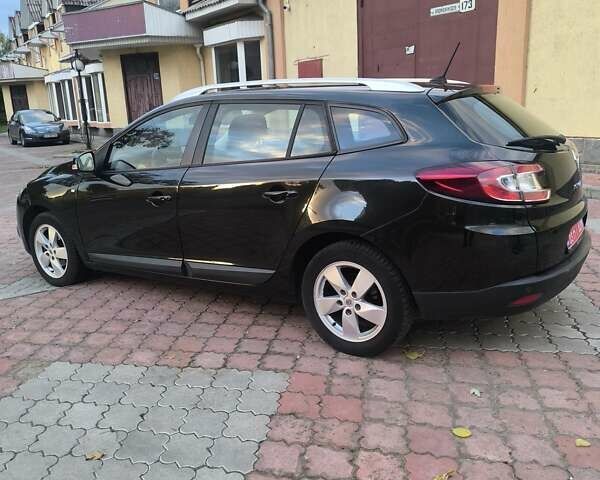 Коричневый Рено Меган, объемом двигателя 0 л и пробегом 223 тыс. км за 7750 $, фото 7 на Automoto.ua