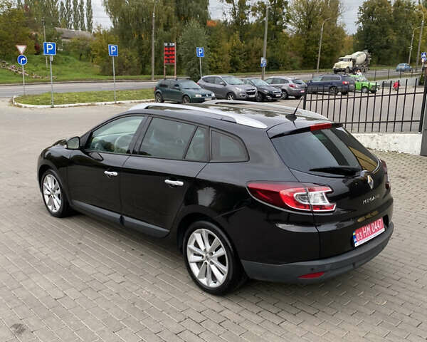 Коричневый Рено Меган, объемом двигателя 1.9 л и пробегом 268 тыс. км за 7600 $, фото 2 на Automoto.ua