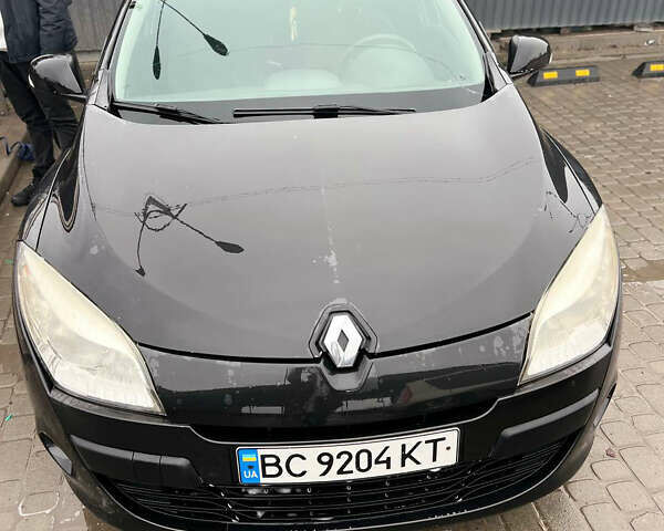 Коричневый Рено Меган, объемом двигателя 1.5 л и пробегом 259 тыс. км за 5899 $, фото 4 на Automoto.ua