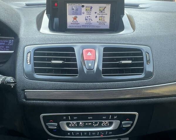 Коричневый Рено Меган, объемом двигателя 1.5 л и пробегом 222 тыс. км за 6999 $, фото 15 на Automoto.ua