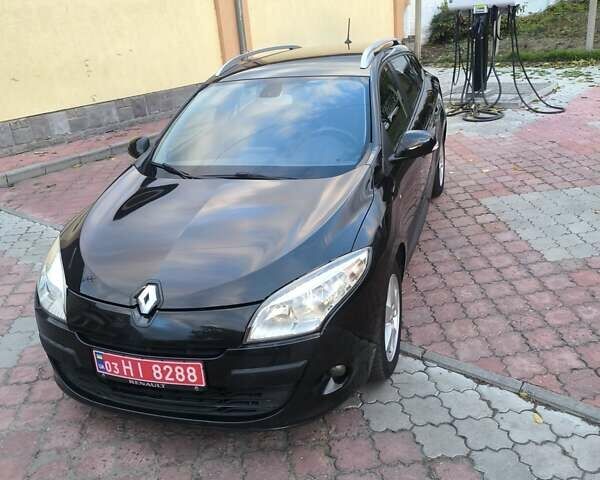 Коричневый Рено Меган, объемом двигателя 0 л и пробегом 223 тыс. км за 7750 $, фото 32 на Automoto.ua