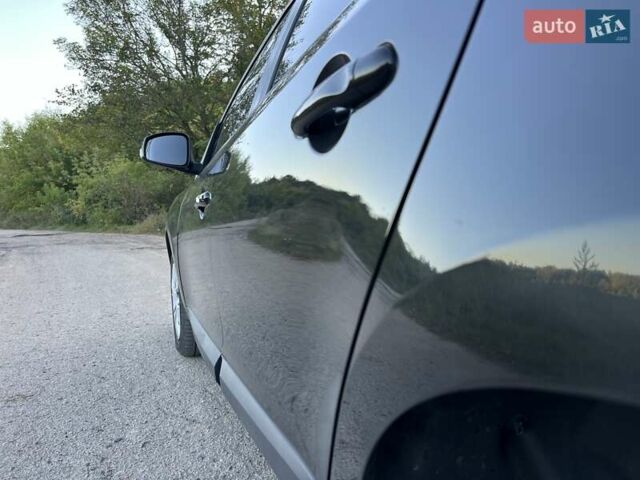 Коричневый Рено Меган, объемом двигателя 1.6 л и пробегом 235 тыс. км за 7900 $, фото 6 на Automoto.ua