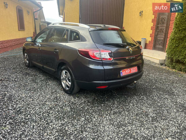 Коричневый Рено Меган, объемом двигателя 1.5 л и пробегом 222 тыс. км за 6999 $, фото 4 на Automoto.ua