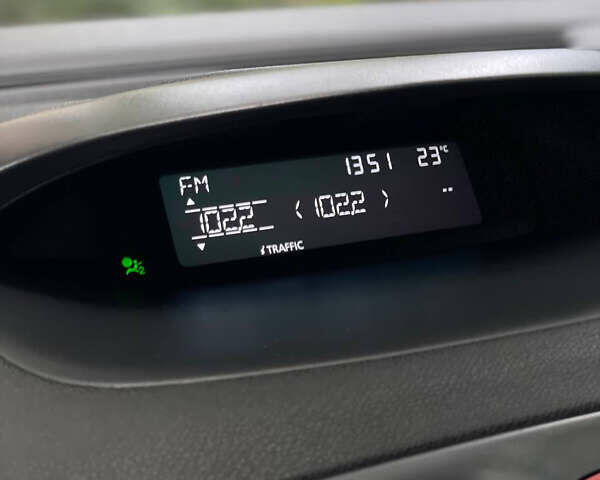 Коричневый Рено Меган, объемом двигателя 1.46 л и пробегом 248 тыс. км за 6550 $, фото 15 на Automoto.ua