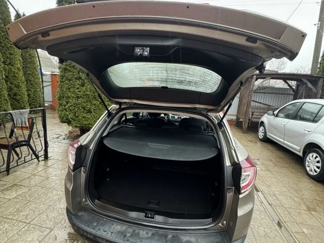 Коричневый Рено Меган, объемом двигателя 1.6 л и пробегом 135 тыс. км за 7499 $, фото 15 на Automoto.ua