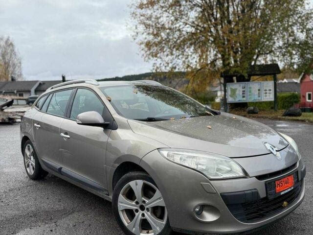 Коричневый Рено Меган, объемом двигателя 1.5 л и пробегом 270 тыс. км за 3781 $, фото 3 на Automoto.ua