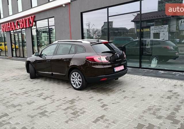 Коричневый Рено Меган, объемом двигателя 1.6 л и пробегом 274 тыс. км за 8700 $, фото 9 на Automoto.ua