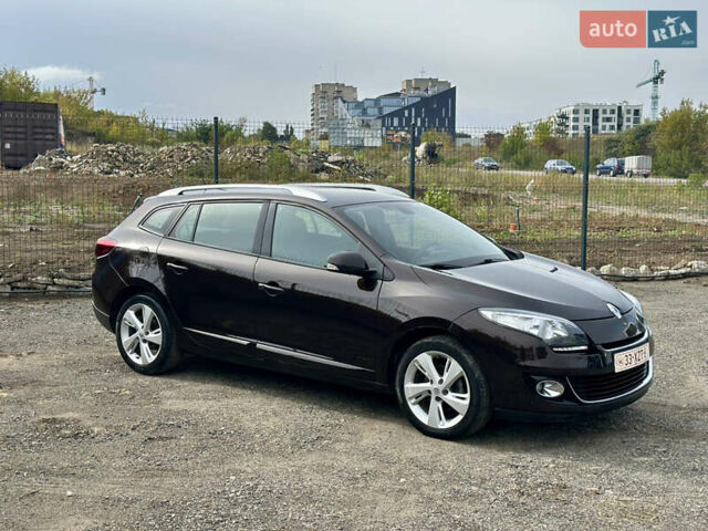 Коричневий Рено Меган, об'ємом двигуна 1.5 л та пробігом 238 тис. км за 8250 $, фото 7 на Automoto.ua