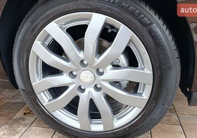 Коричневый Рено Меган, объемом двигателя 1.6 л и пробегом 229 тыс. км за 8700 $, фото 38 на Automoto.ua