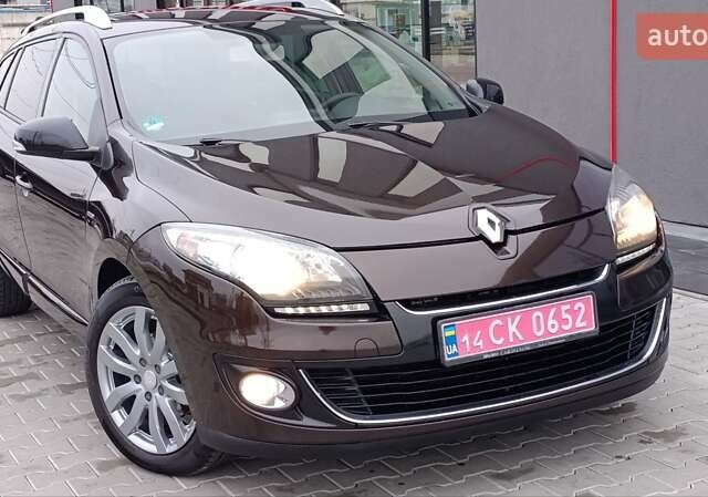 Коричневый Рено Меган, объемом двигателя 1.6 л и пробегом 274 тыс. км за 8700 $, фото 24 на Automoto.ua