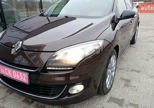 Коричневый Рено Меган, объемом двигателя 1.6 л и пробегом 274 тыс. км за 8700 $, фото 16 на Automoto.ua