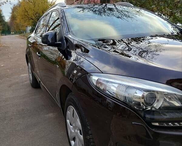 Коричневый Рено Меган, объемом двигателя 1.5 л и пробегом 239 тыс. км за 9000 $, фото 6 на Automoto.ua