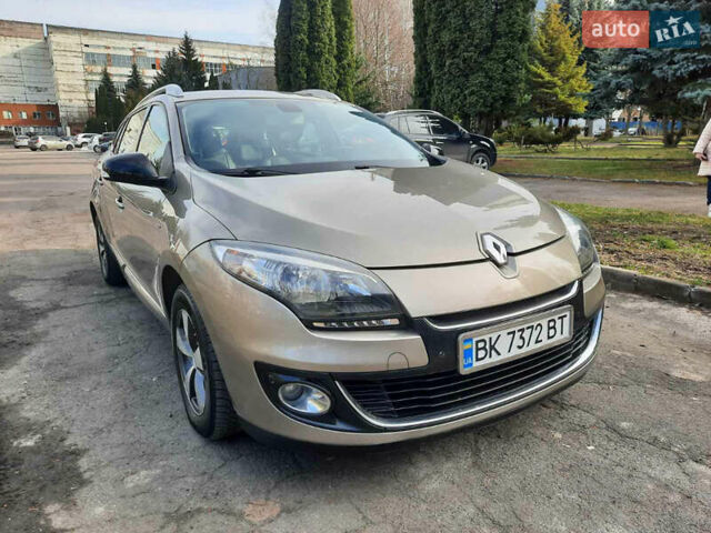 Коричневый Рено Меган, объемом двигателя 1.5 л и пробегом 265 тыс. км за 8400 $, фото 3 на Automoto.ua