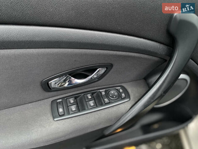 Коричневий Рено Меган, об'ємом двигуна 1.46 л та пробігом 314 тис. км за 8300 $, фото 54 на Automoto.ua