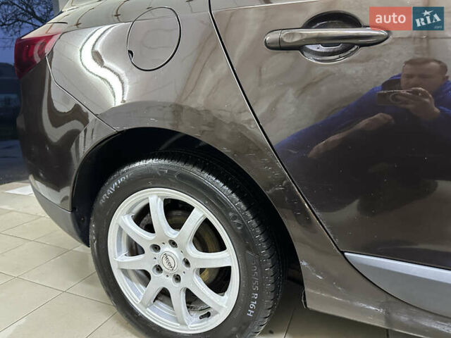 Коричневый Рено Меган, объемом двигателя 1.46 л и пробегом 248 тыс. км за 7250 $, фото 14 на Automoto.ua