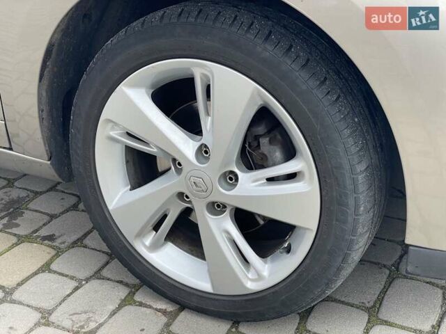 Коричневый Рено Меган, объемом двигателя 1.5 л и пробегом 311 тыс. км за 8200 $, фото 16 на Automoto.ua