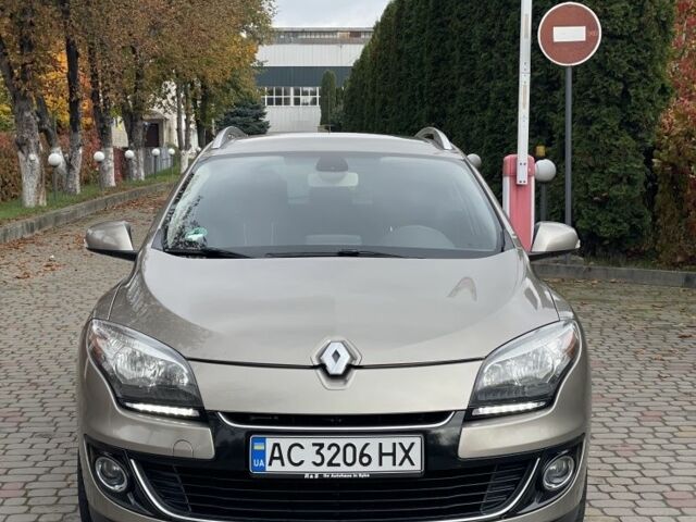 Коричневый Рено Меган, объемом двигателя 1.5 л и пробегом 311 тыс. км за 8200 $, фото 1 на Automoto.ua