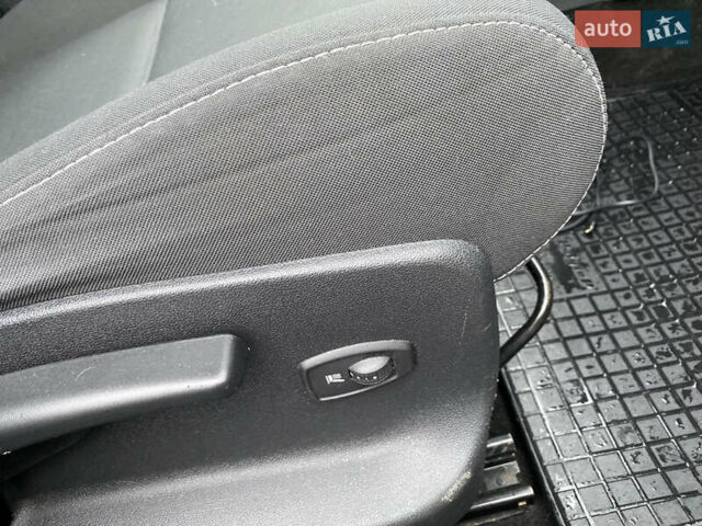 Коричневий Рено Меган, об'ємом двигуна 1.46 л та пробігом 314 тис. км за 8300 $, фото 67 на Automoto.ua