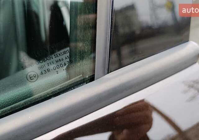 Коричневый Рено Меган, объемом двигателя 1.6 л и пробегом 274 тыс. км за 8700 $, фото 69 на Automoto.ua