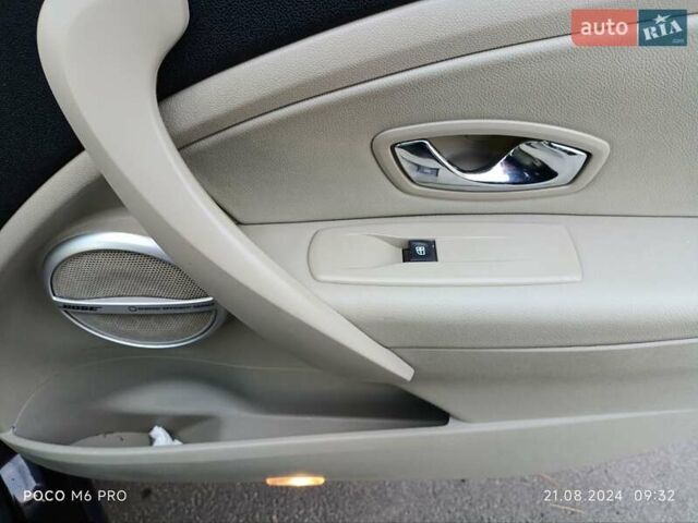 Коричневый Рено Меган, объемом двигателя 2 л и пробегом 288 тыс. км за 8999 $, фото 27 на Automoto.ua