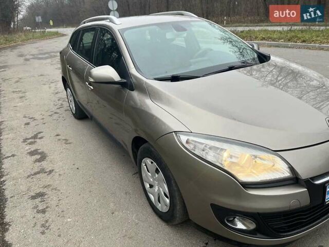 Коричневый Рено Меган, объемом двигателя 1.46 л и пробегом 262 тыс. км за 7850 $, фото 7 на Automoto.ua