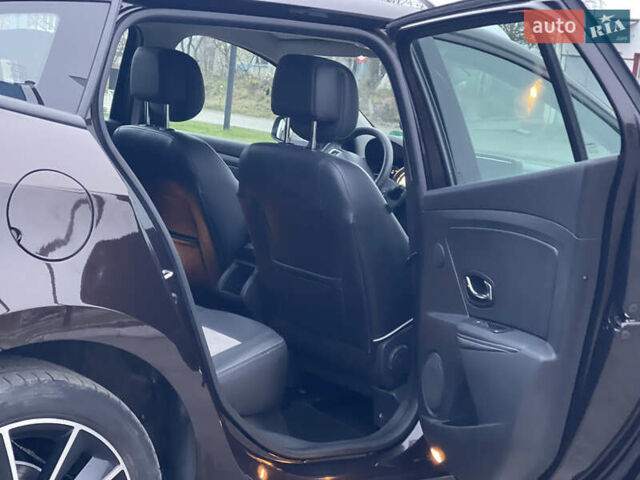 Коричневий Рено Меган, об'ємом двигуна 1.5 л та пробігом 197 тис. км за 8950 $, фото 37 на Automoto.ua