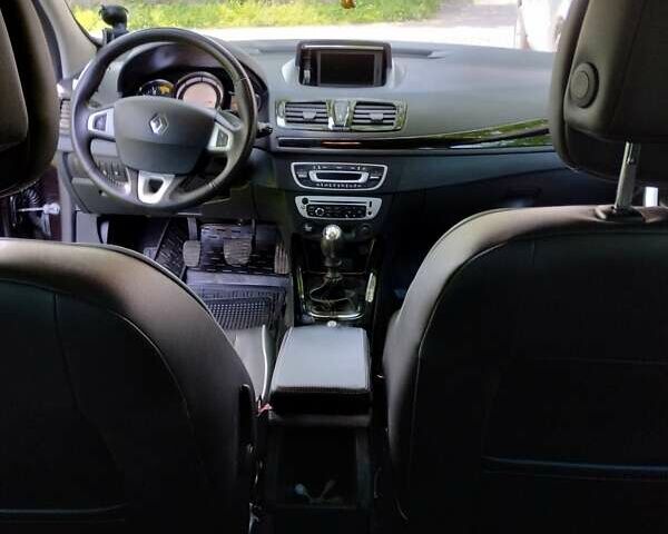 Коричневый Рено Меган, объемом двигателя 1.5 л и пробегом 239 тыс. км за 9000 $, фото 25 на Automoto.ua