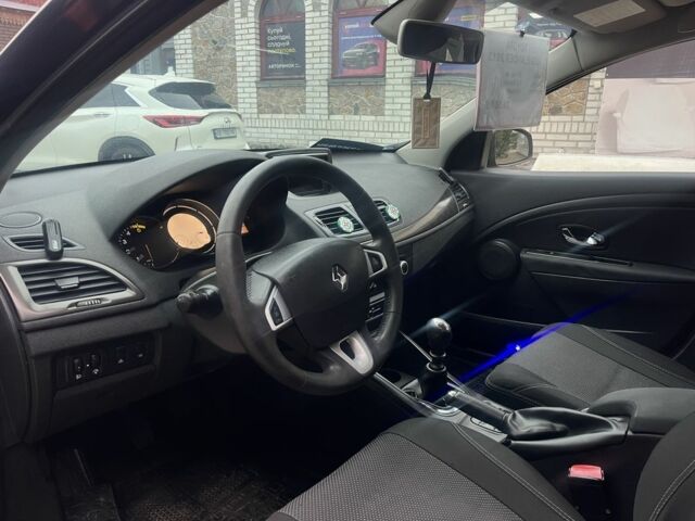 Коричневый Рено Меган, объемом двигателя 1.5 л и пробегом 380 тыс. км за 6700 $, фото 11 на Automoto.ua