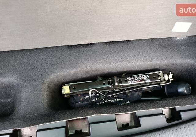 Коричневый Рено Меган, объемом двигателя 1.6 л и пробегом 229 тыс. км за 8700 $, фото 78 на Automoto.ua