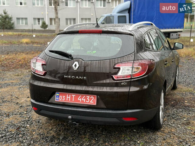 Коричневый Рено Меган, объемом двигателя 1.5 л и пробегом 233 тыс. км за 7800 $, фото 6 на Automoto.ua