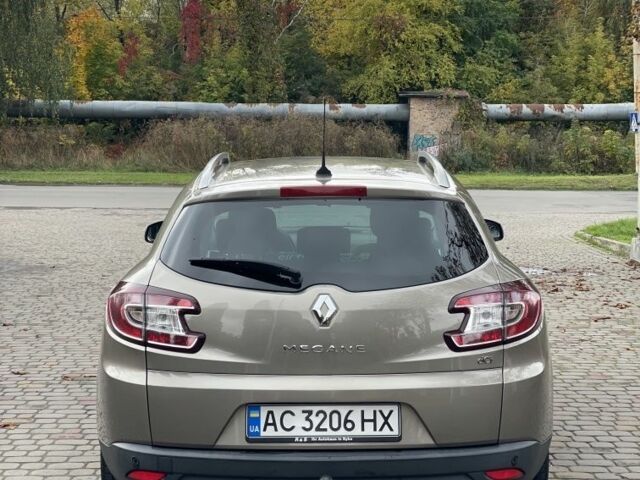 Коричневый Рено Меган, объемом двигателя 1.5 л и пробегом 311 тыс. км за 8200 $, фото 2 на Automoto.ua