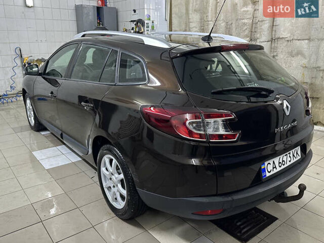 Коричневый Рено Меган, объемом двигателя 1.46 л и пробегом 248 тыс. км за 7250 $, фото 4 на Automoto.ua
