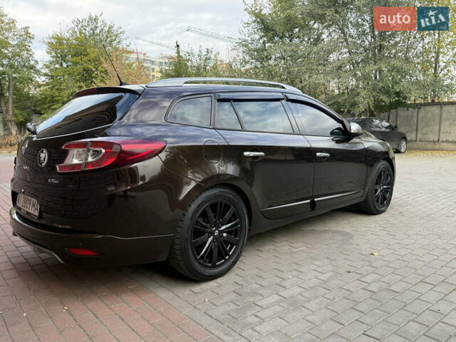 Коричневый Рено Меган, объемом двигателя 1.6 л и пробегом 1 тыс. км за 9000 $, фото 4 на Automoto.ua