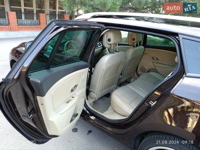 Коричневый Рено Меган, объемом двигателя 2 л и пробегом 288 тыс. км за 8999 $, фото 13 на Automoto.ua