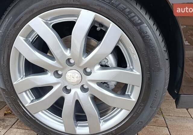 Коричневый Рено Меган, объемом двигателя 1.6 л и пробегом 229 тыс. км за 8700 $, фото 37 на Automoto.ua