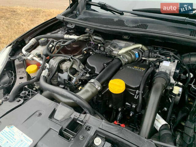 Коричневий Рено Меган, об'ємом двигуна 1.5 л та пробігом 239 тис. км за 8250 $, фото 18 на Automoto.ua