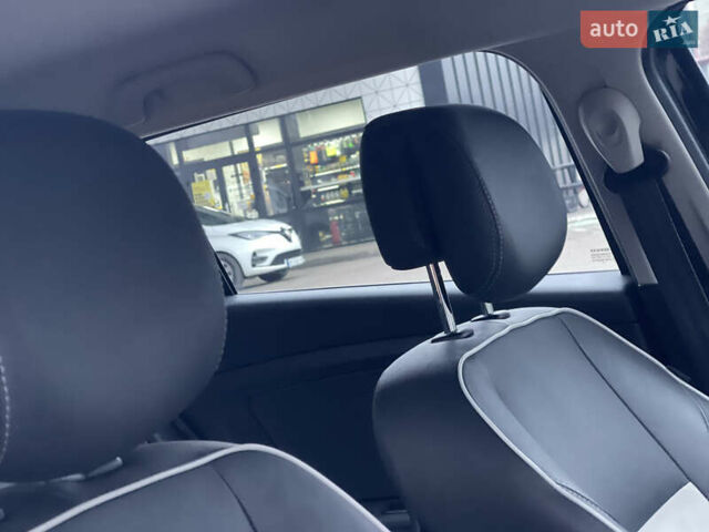 Коричневый Рено Меган, объемом двигателя 1.5 л и пробегом 197 тыс. км за 8950 $, фото 38 на Automoto.ua