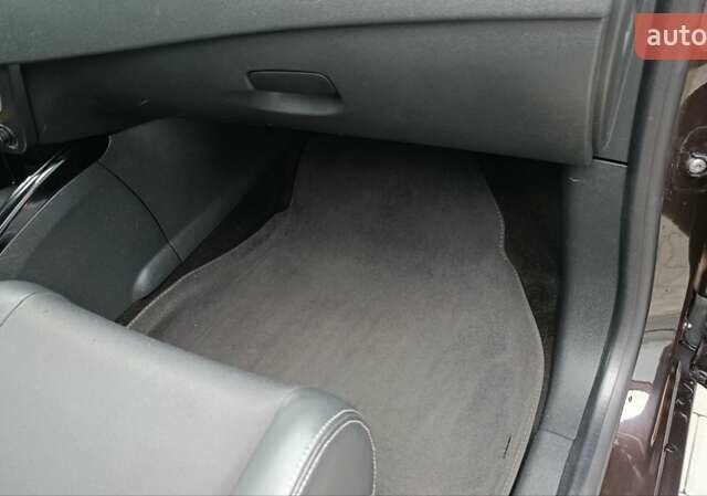 Коричневый Рено Меган, объемом двигателя 1.6 л и пробегом 274 тыс. км за 8700 $, фото 64 на Automoto.ua