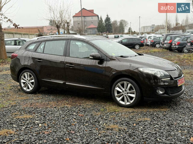 Коричневый Рено Меган, объемом двигателя 1.5 л и пробегом 233 тыс. км за 7800 $, фото 1 на Automoto.ua