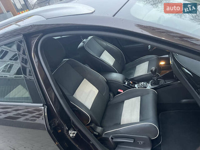 Коричневый Рено Меган, объемом двигателя 1.5 л и пробегом 197 тыс. км за 9200 $, фото 33 на Automoto.ua