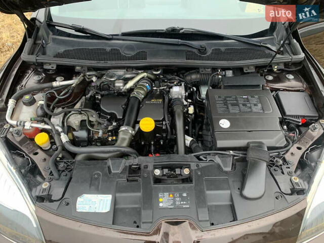 Коричневий Рено Меган, об'ємом двигуна 1.5 л та пробігом 239 тис. км за 8250 $, фото 8 на Automoto.ua