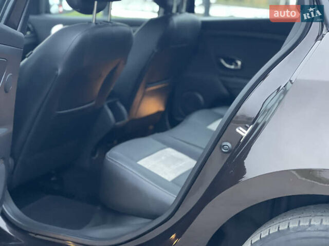 Коричневий Рено Меган, об'ємом двигуна 1.5 л та пробігом 197 тис. км за 8900 $, фото 43 на Automoto.ua