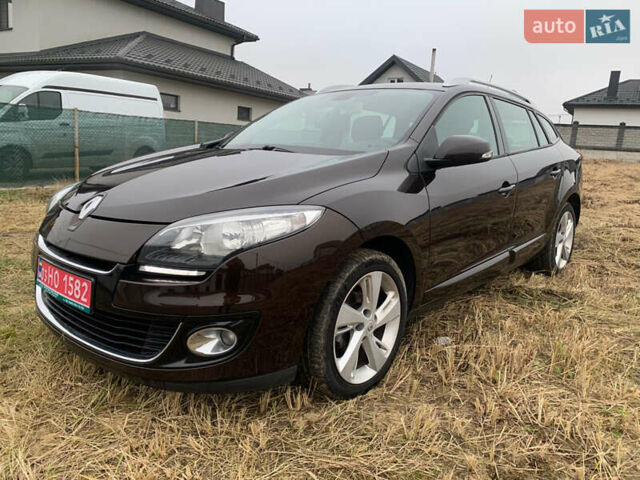 Коричневий Рено Меган, об'ємом двигуна 1.5 л та пробігом 239 тис. км за 8250 $, фото 1 на Automoto.ua