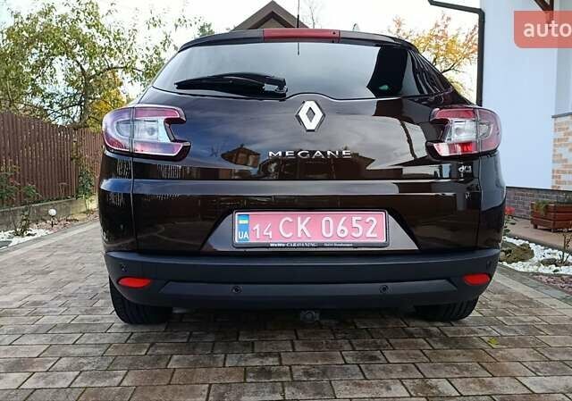Коричневый Рено Меган, объемом двигателя 1.6 л и пробегом 229 тыс. км за 8700 $, фото 11 на Automoto.ua