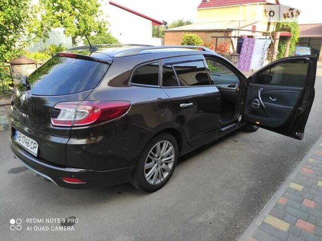 Коричневий Рено Меган, об'ємом двигуна 1.46 л та пробігом 280 тис. км за 8700 $, фото 4 на Automoto.ua
