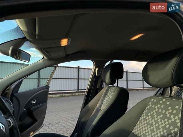 Рено Меган 2012 в Луцке на Automoto.ua Коричневый Рено Меган, объемом двигателя 1.46 л и пробегом 260 тыс. км за 7200 $, фото 14 на Automoto.ua