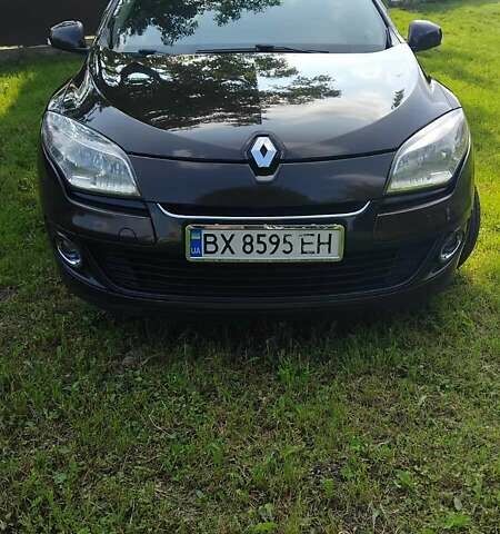 Коричневый Рено Меган, объемом двигателя 1.46 л и пробегом 355 тыс. км за 7600 $, фото 1 на Automoto.ua