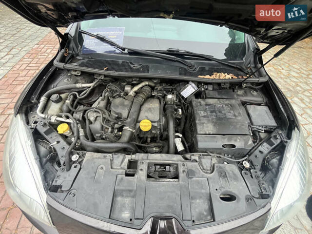 Коричневий Рено Меган, об'ємом двигуна 1.46 л та пробігом 380 тис. км за 6700 $, фото 23 на Automoto.ua